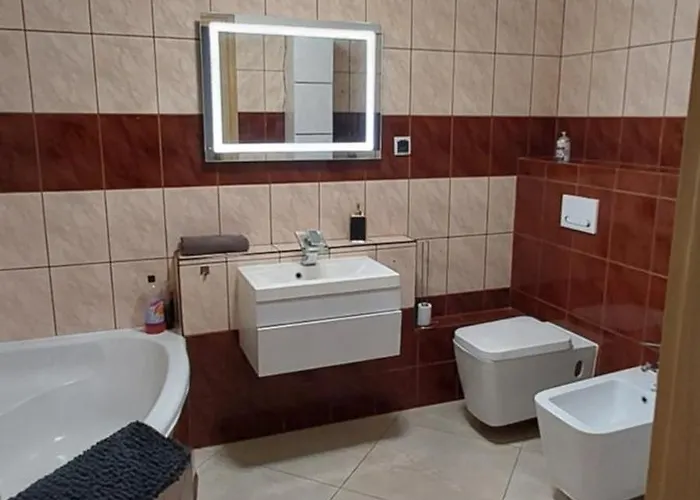 Przy Stawie * فروتسواف