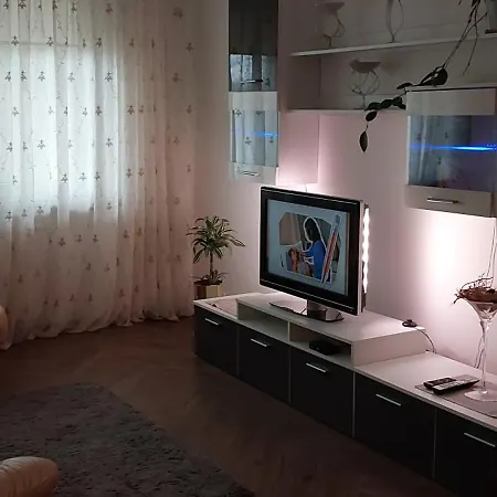 Apartament Przy Stawie
